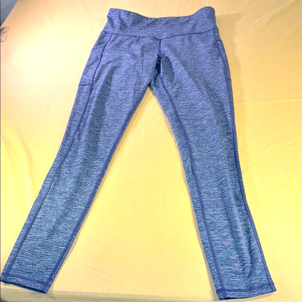 Champion women’s workout leggings, Heather Gray size large